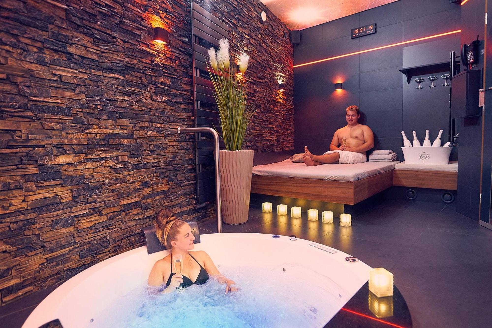 Wellness Hotel Kocanda Дечин Экстерьер фото