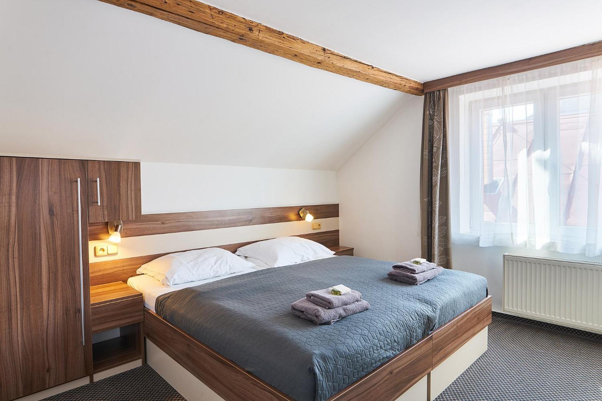Wellness Hotel Kocanda Дечин Экстерьер фото